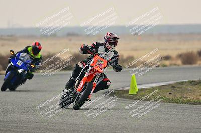 media/Nov-30-2024-TrackDaz (Sat) [[cb671e698a]]/C Group/Session 3 (Sunrise Outside)/